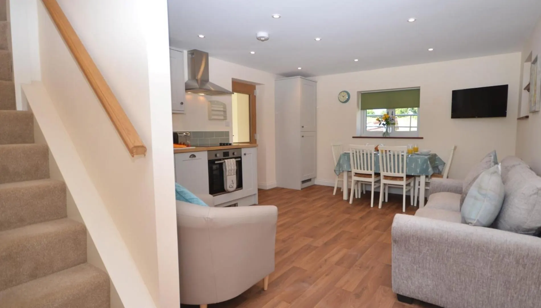 2 Bed In Bristol 75697 Villa Holiday home