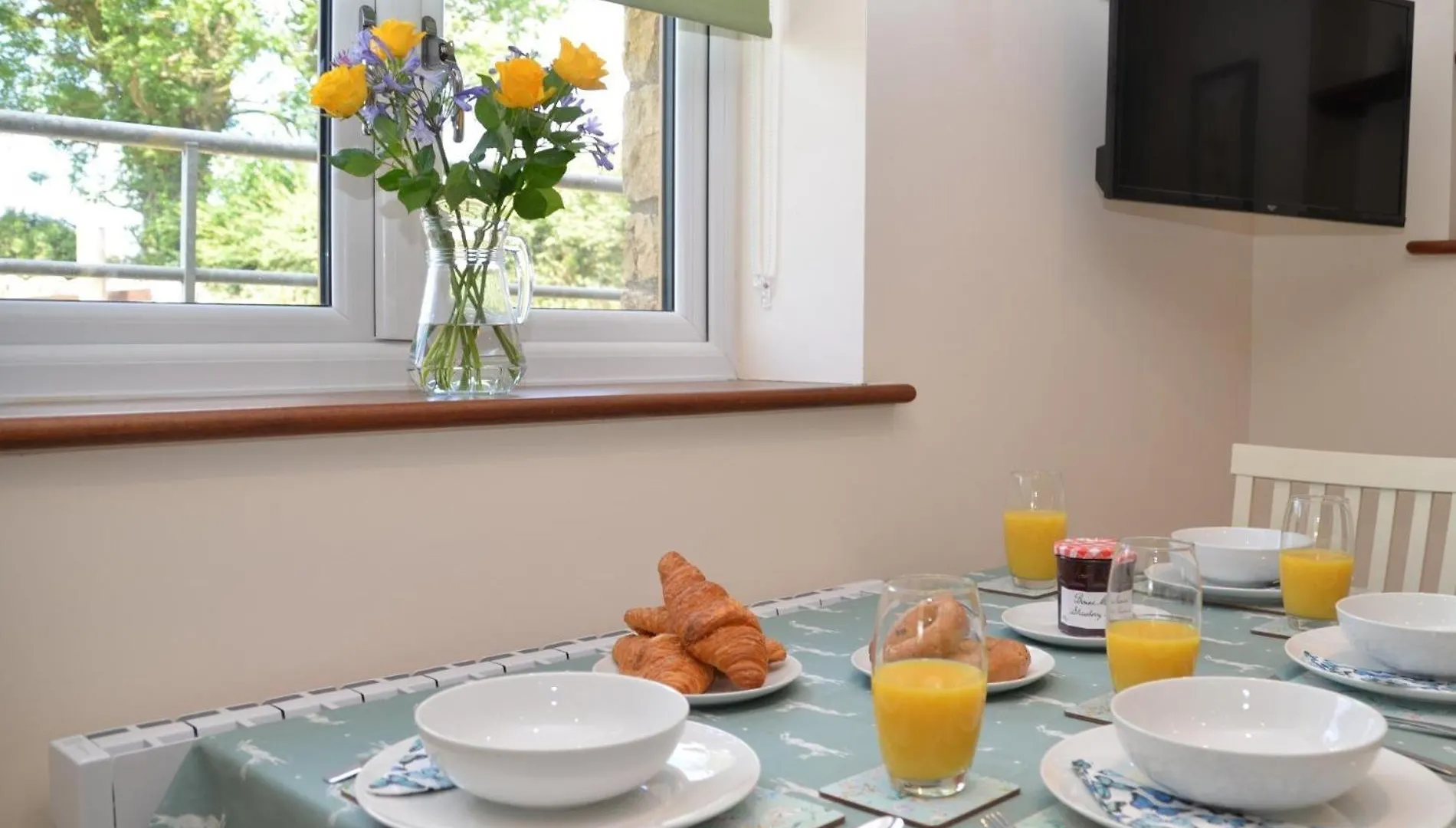 2 Bed In Bristol 75697 Villa Holiday home