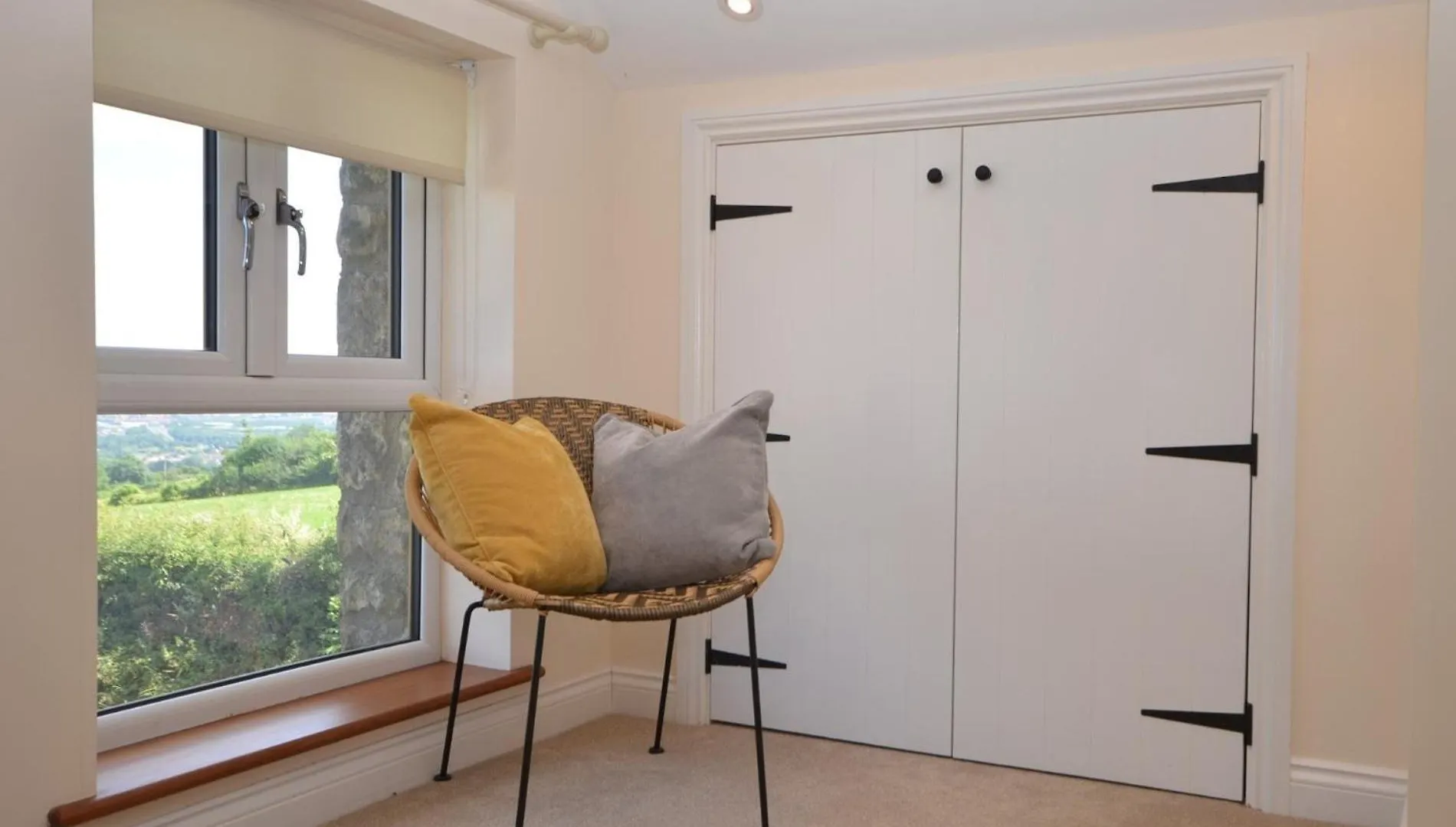 Holiday home 2 Bed In Bristol 75697 Villa